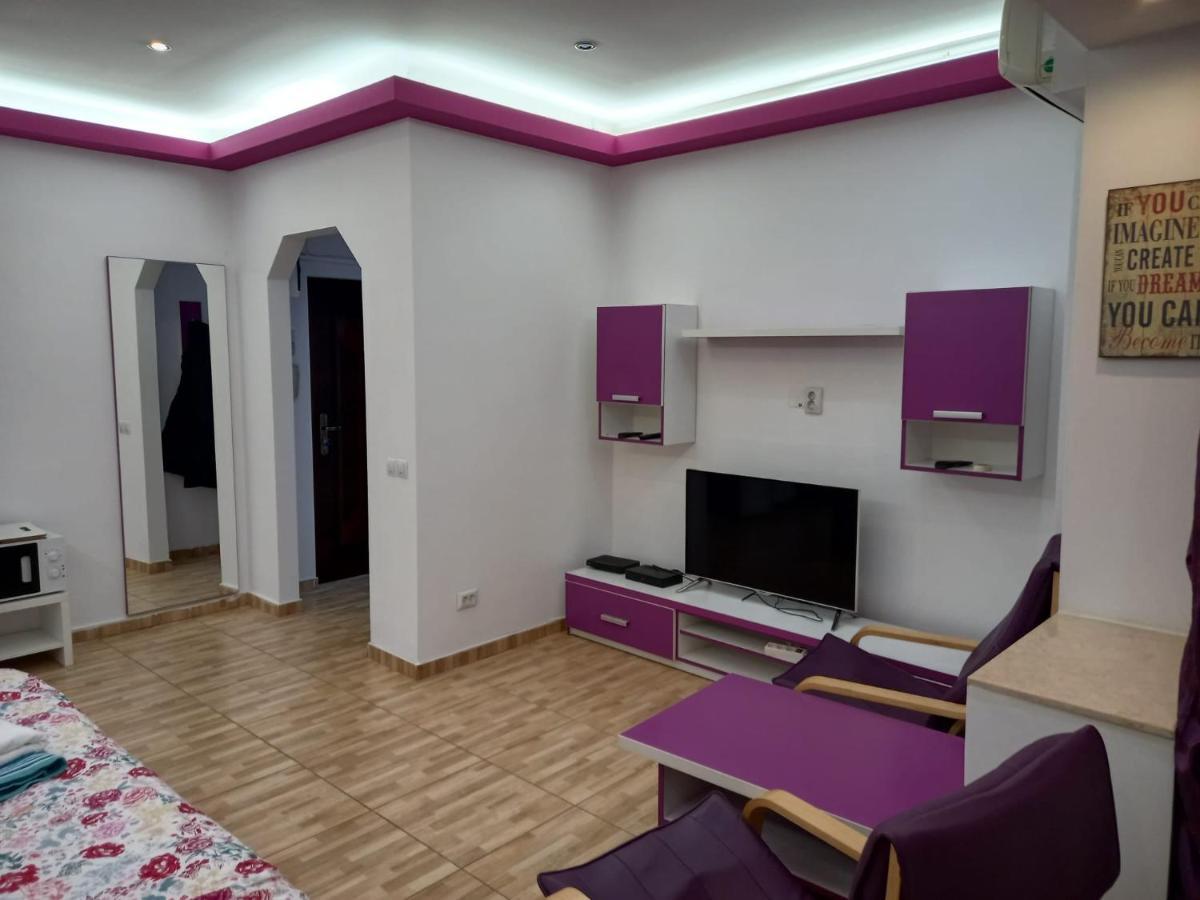 Center Dream Apartaments Piata Universitate Bukarest Kültér fotó