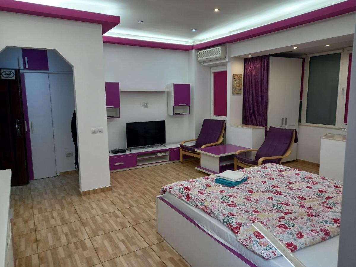 Center Dream Apartaments Piata Universitate Bukarest Kültér fotó